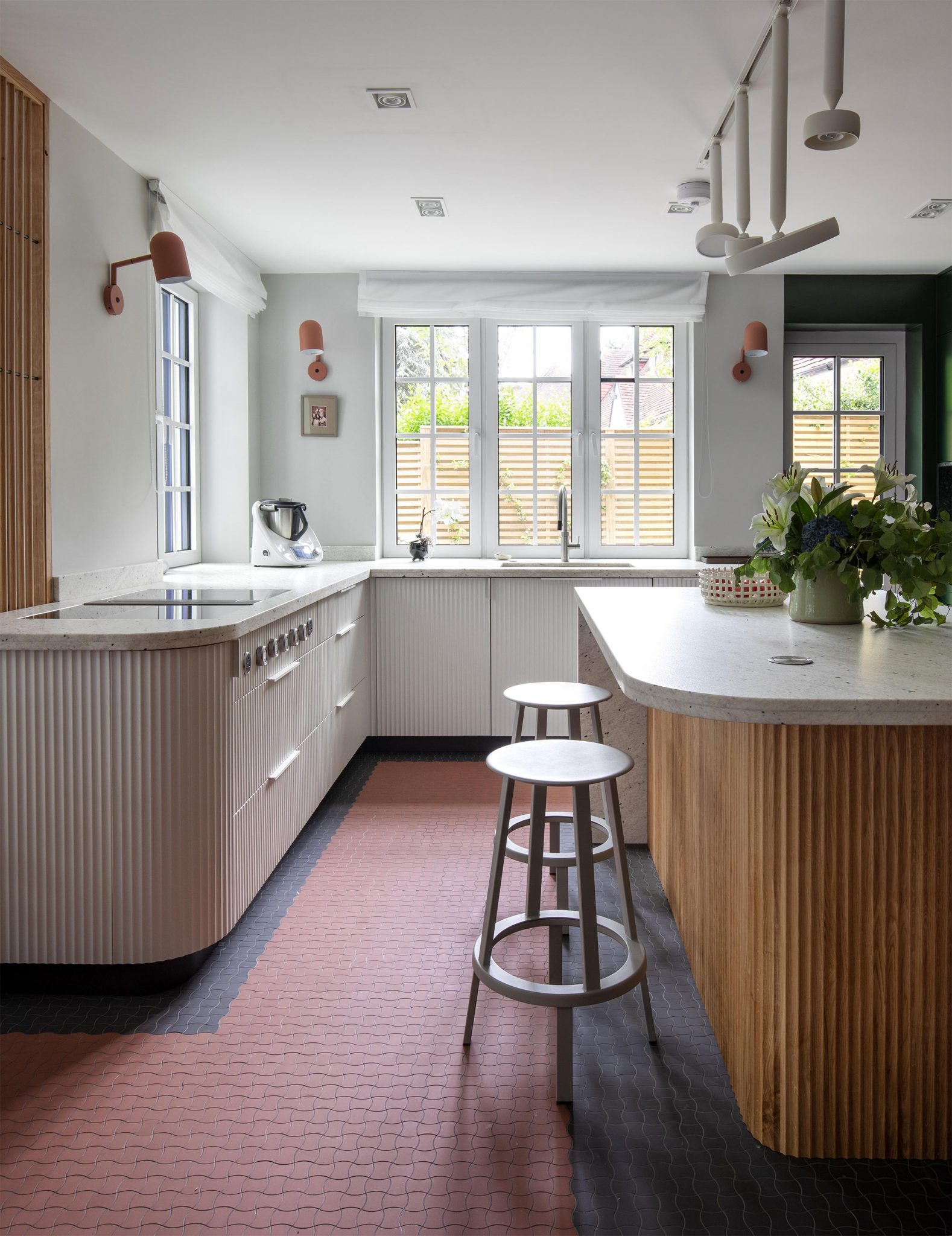 Northwood - Curl Design